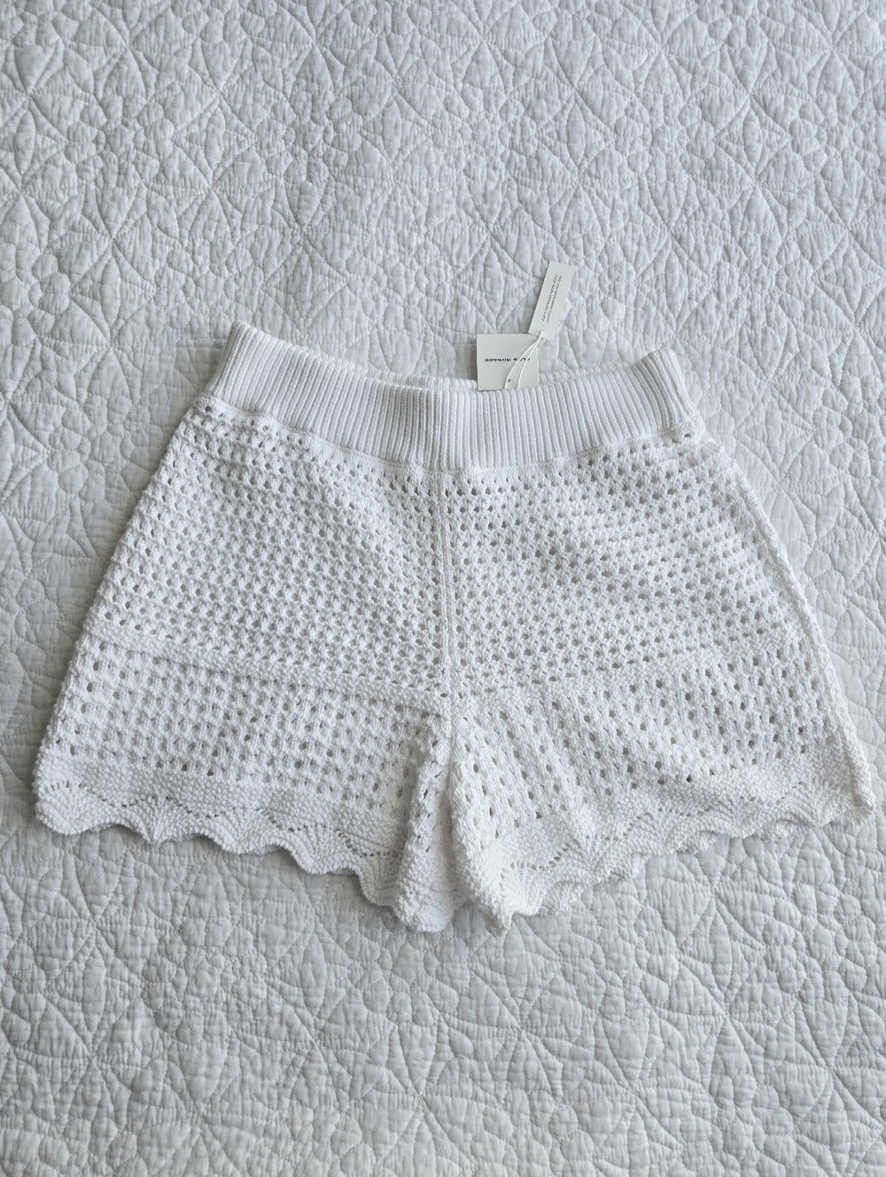 Club Monaco Crochet Knit Scallop Hem Shorts